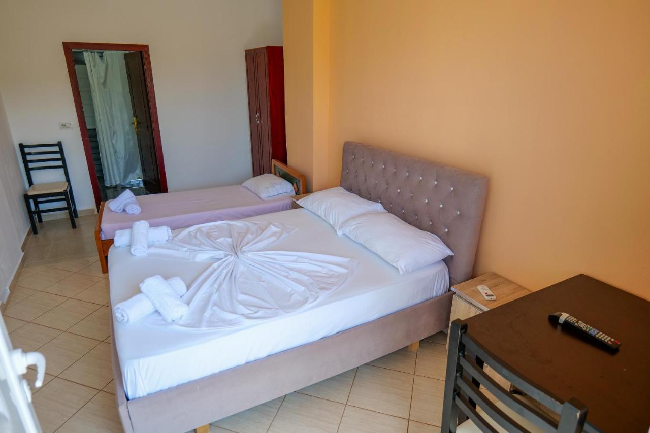 Hotel Ilias House Ksamil Exterior foto