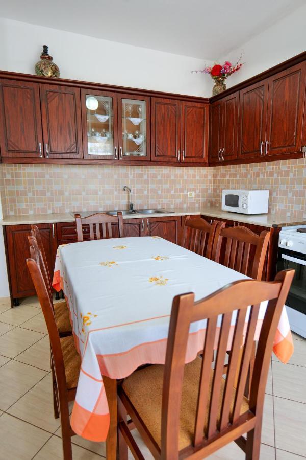 Hotel Ilias House Ksamil Exterior foto