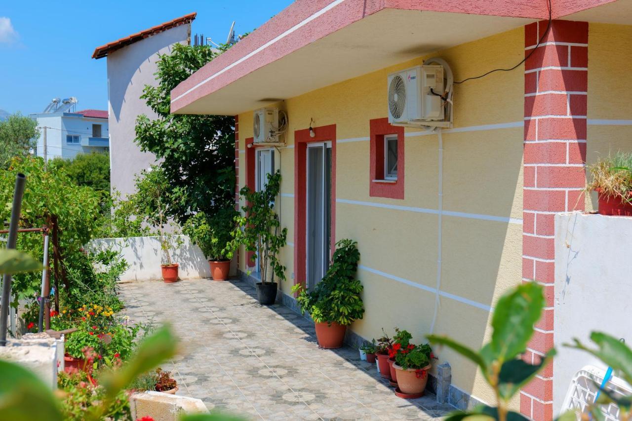 Hotel Ilias House Ksamil Exterior foto