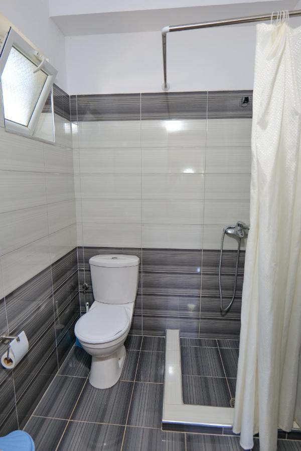 Hotel Ilias House Ksamil Exterior foto