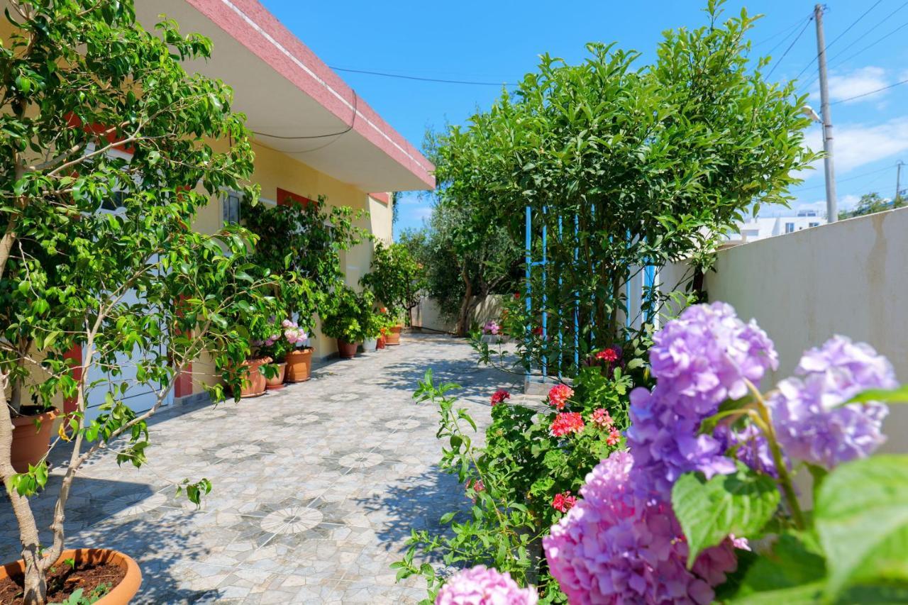 Hotel Ilias House Ksamil Exterior foto