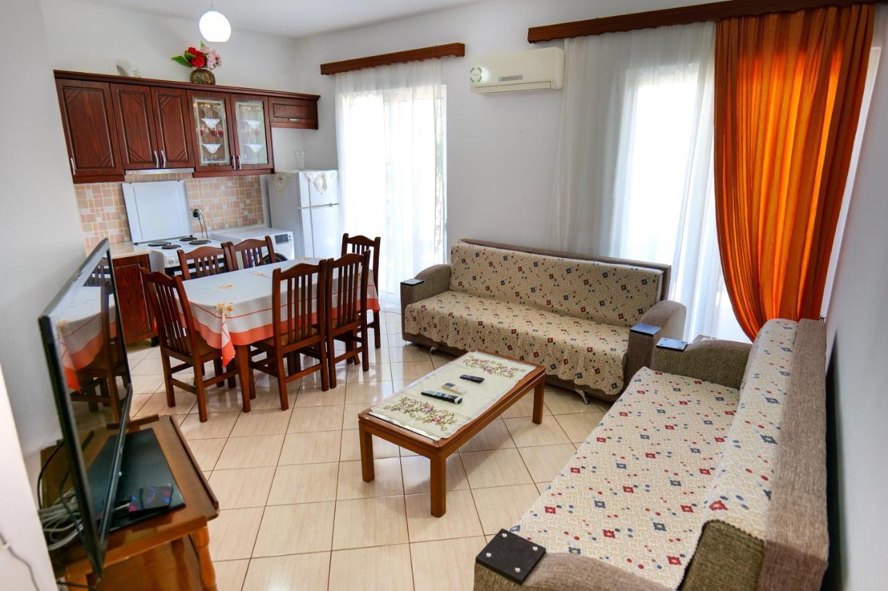 Hotel Ilias House Ksamil Exterior foto